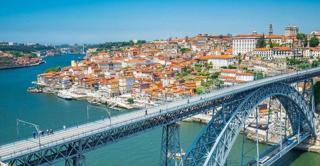 Faro Airport to Porto