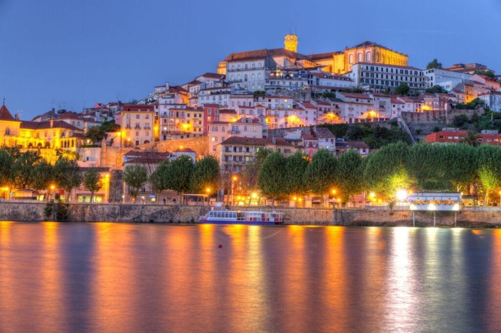 Carvoeiro to Porto