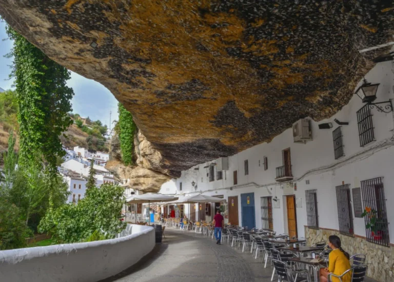 Setenil de las Bodegas